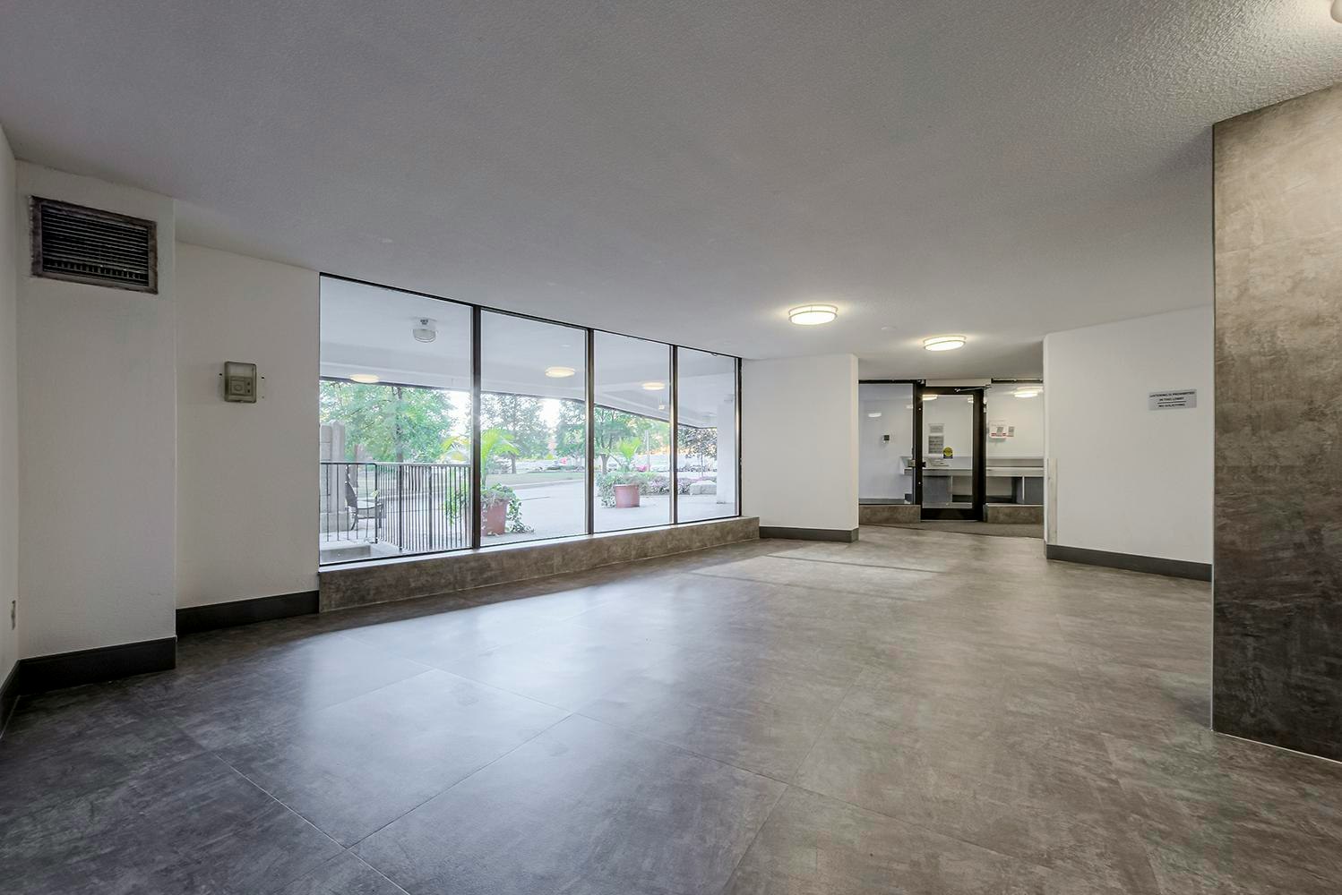 0806-1600 Sandhurst Circle, Toronto, ON, M1V 2L4 - 13