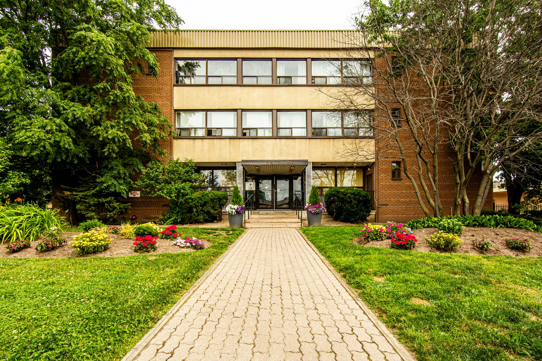 403-1525 Birchmount Road, Toronto, ON, M1P 2H3 - 8