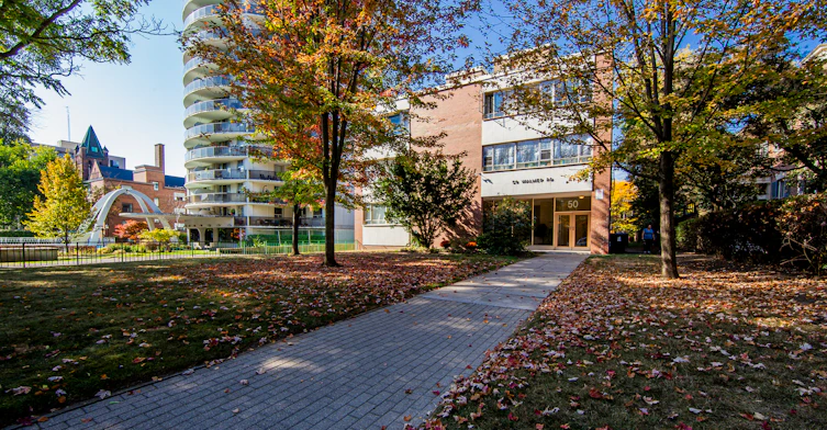 110-50 Walmer Road, Toronto, ON, M5R 2X4 - 10