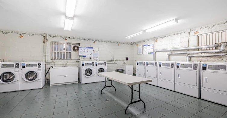 0B01-27 Seeley Drive, Toronto, ON, M3M 2V8 - 10