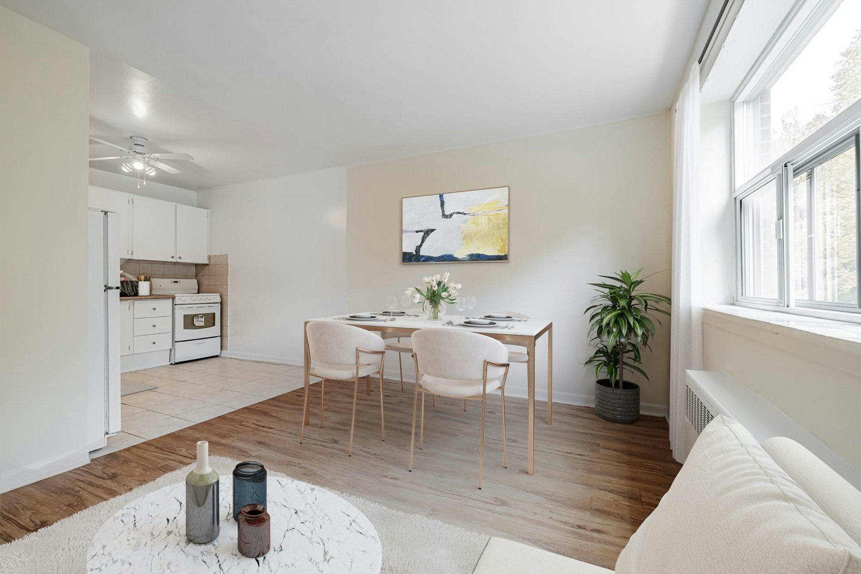 205-27 Seeley Drive, Toronto, ON, M3M 2V8 - 4