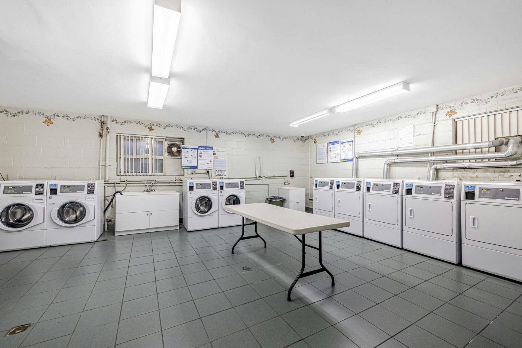 205-27 Seeley Drive, Toronto, ON, M3M 2V8 - 10