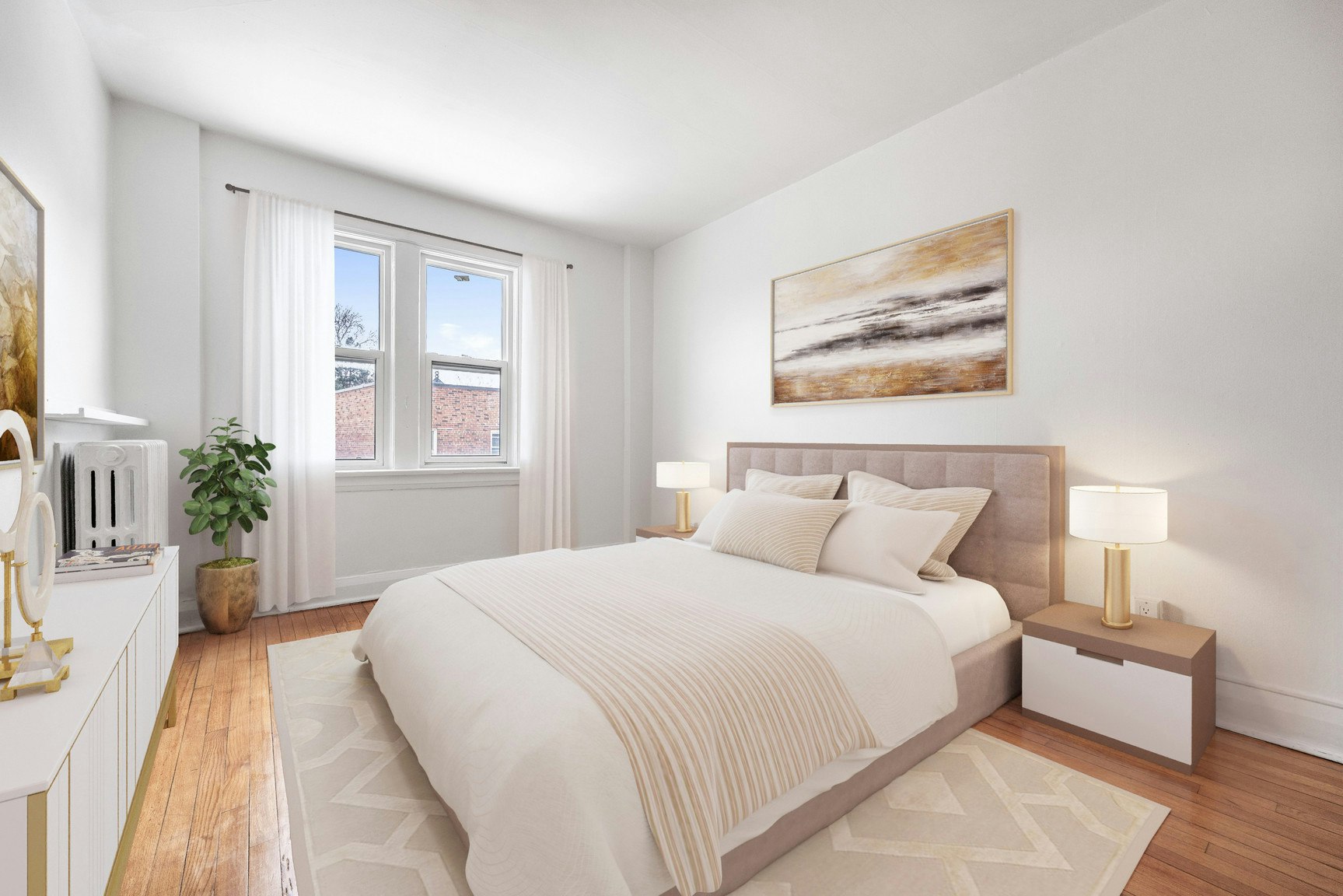 7-4 Connaught Circle, Toronto, ON, M6C 2S7 - 5