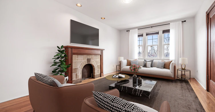7-4 Connaught Circle, Toronto, ON, M6C 2S7 - 2