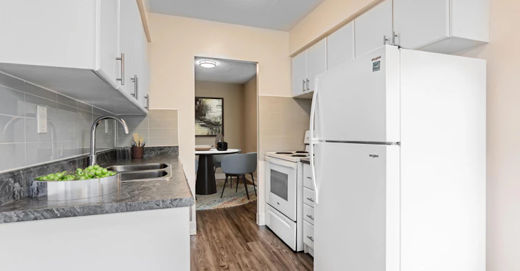 0211-40 Tuxedo Court, Toronto, ON, M1G 3S7 - 2