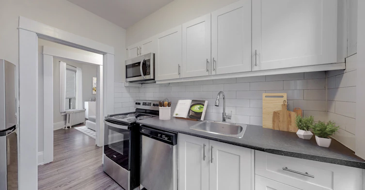 10721-169 1072a 1074a Lauder / Clair Avenue St Avenue W, Toronto, ON, M6E 3H5 - 3