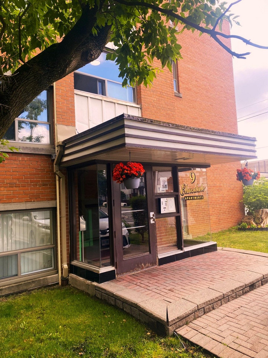 105-9 Elmsdale Road, Toronto, ON, M4J 3M3 - 6