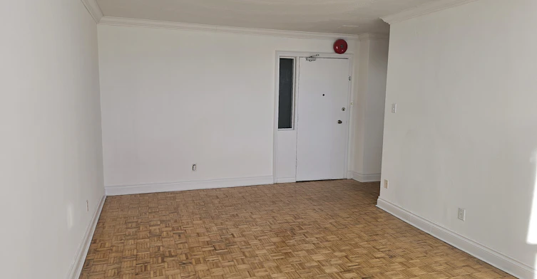 304-340 Lonsdsale Road, Toronto, ON, M5P 1R2 - 2