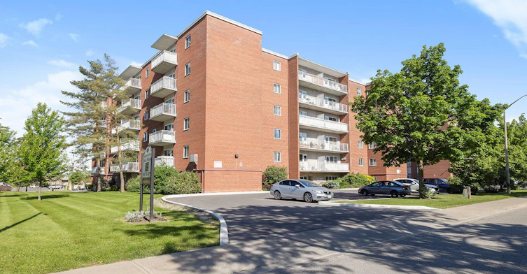 410-48 Laverock Avenue, Richmond Hill, ON, L4C 4J5