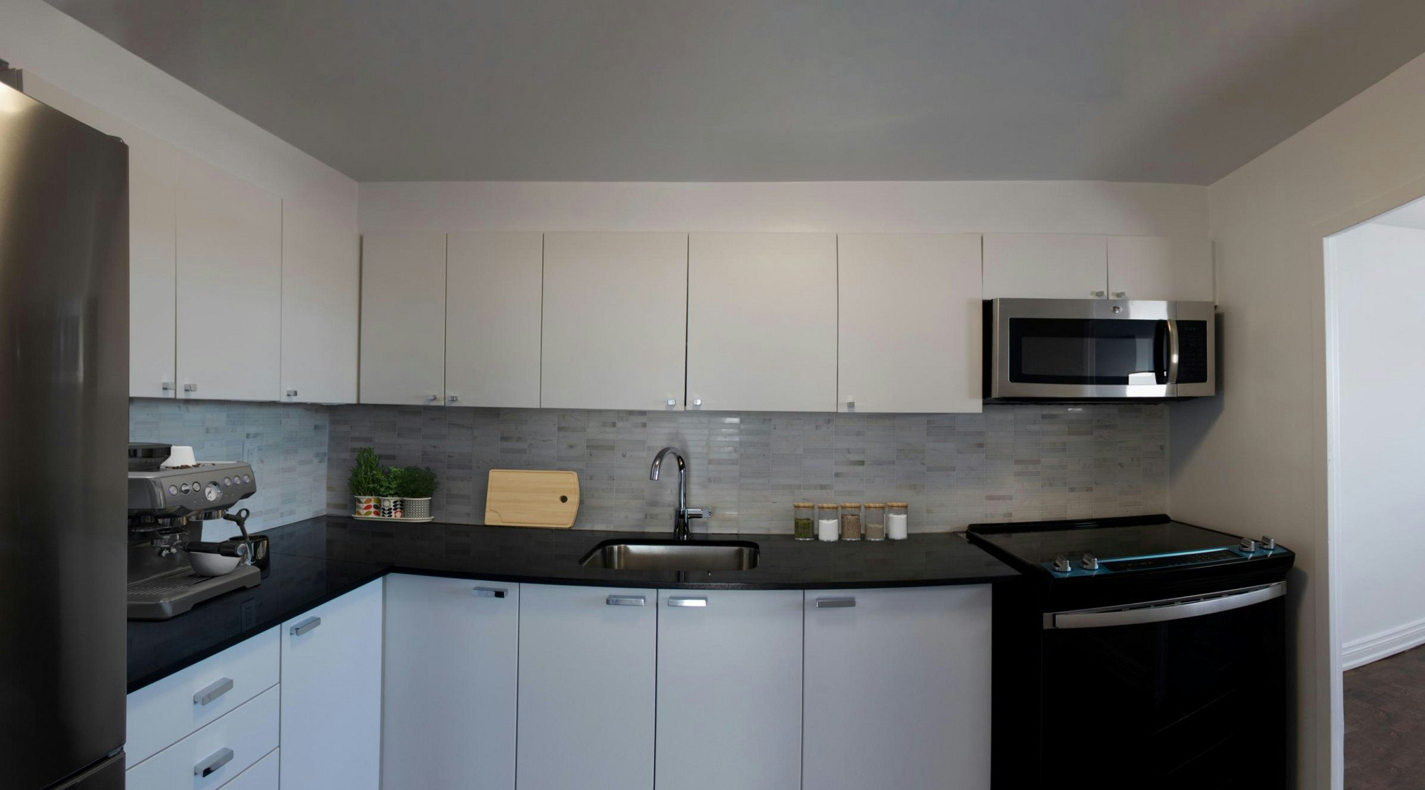 1803-50 Hillsboro Avenue, Toronto, ON, M5R 1S8 - 11