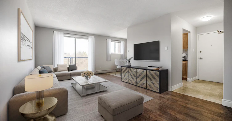 104-520 Woodlawn Road East, Guelph, ON, N1E 1C2 - 2