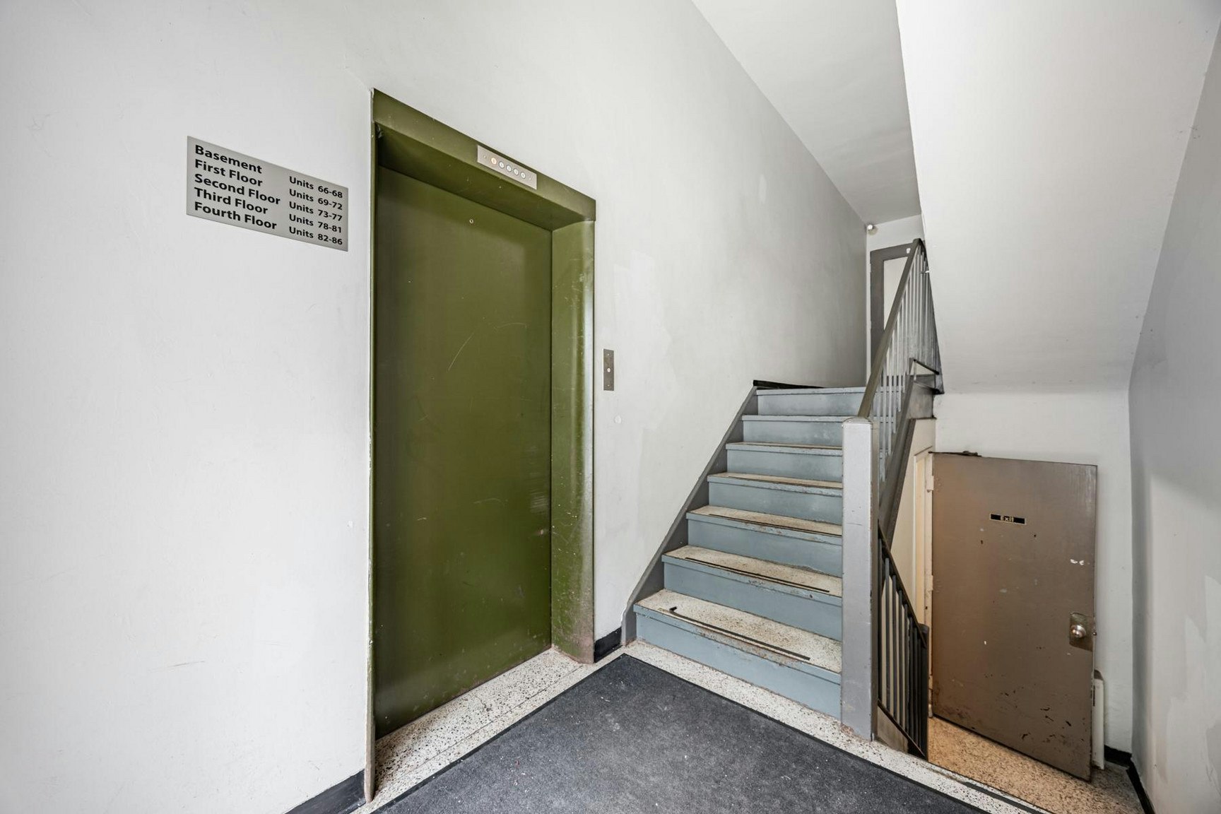 74-140 Kent Street, Whitby, ON, L1N 4X9 - 4