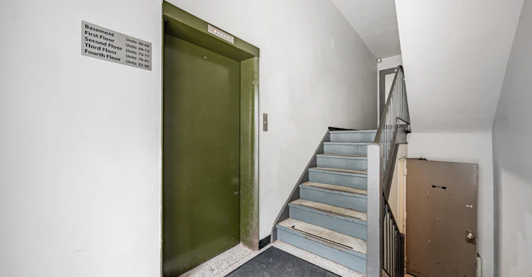 74-140 Kent Street, Whitby, ON, L1N 4X9 - 4