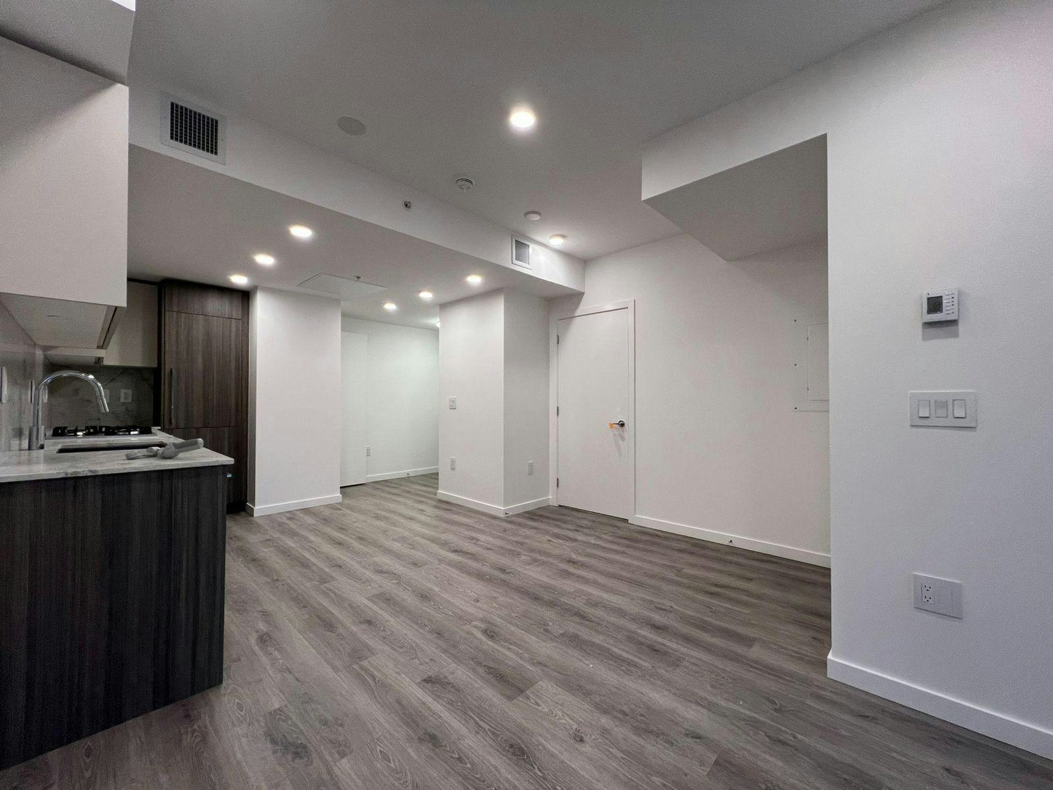 303-10333 133 Street, Surrey, BC, V3T 0V1 - 6