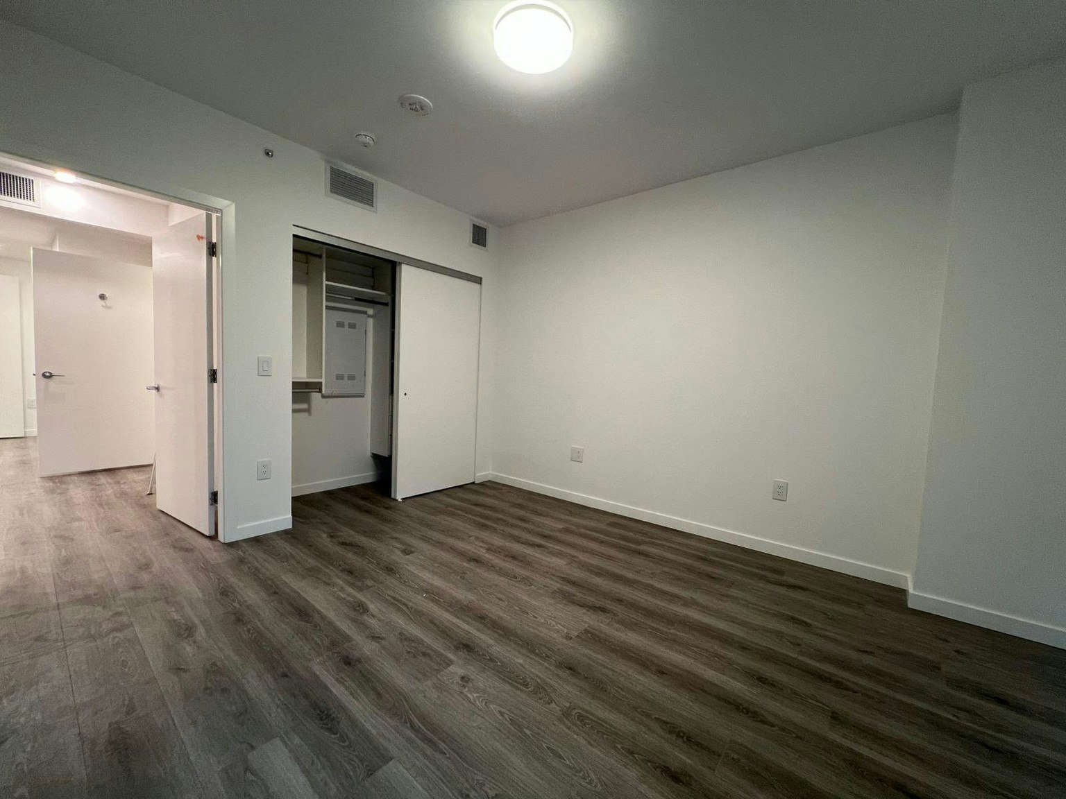 303-10333 133 Street, Surrey, BC, V3T 0V1 - 9