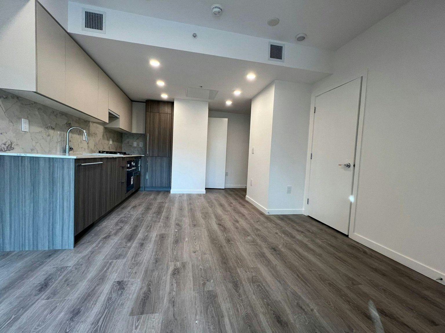 303-10333 133 Street, Surrey, BC, V3T 0V1 - 4