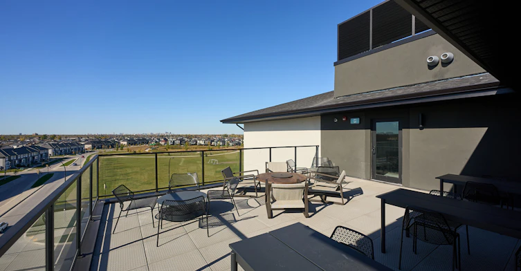 203-1530 Warde Avenue, Winnipeg, MB, R3X 0Y6 - 3