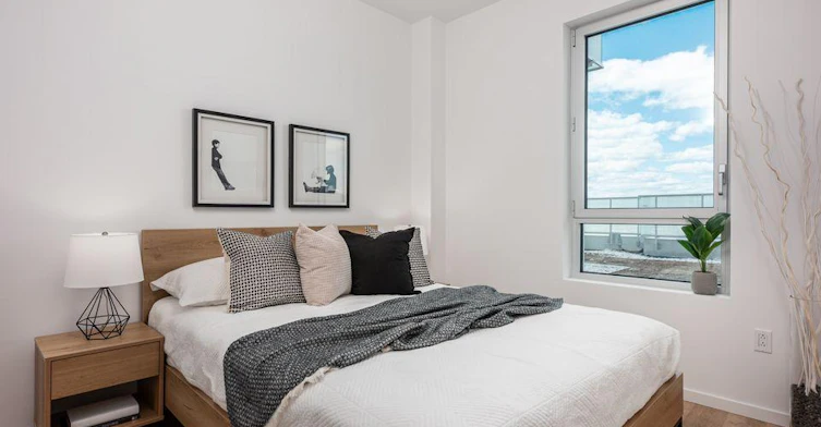 6993 Decarie, Montréal, QC, H3W 0B5 - 18