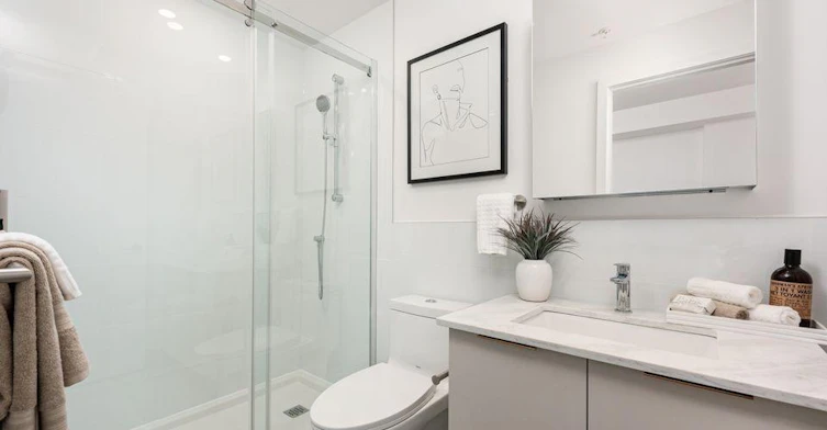6993 Decarie, Montréal, QC, H3W 0B5 - 17