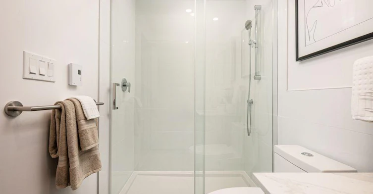 6993 Decarie, Montréal, QC, H3W 0B5 - 13