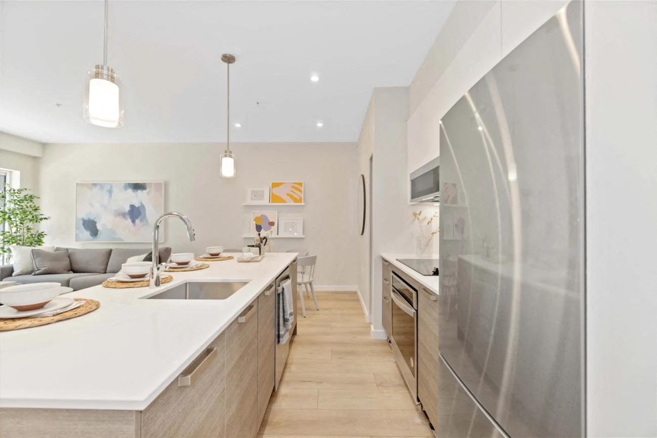 A-300-3588 Hull Street, Vancouver, BC, V5N 4R9 - 6
