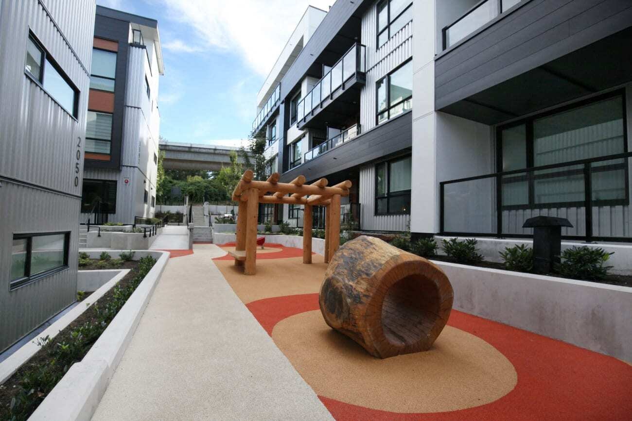 A-300-3588 Hull Street, Vancouver, BC, V5N 4R9 - 10