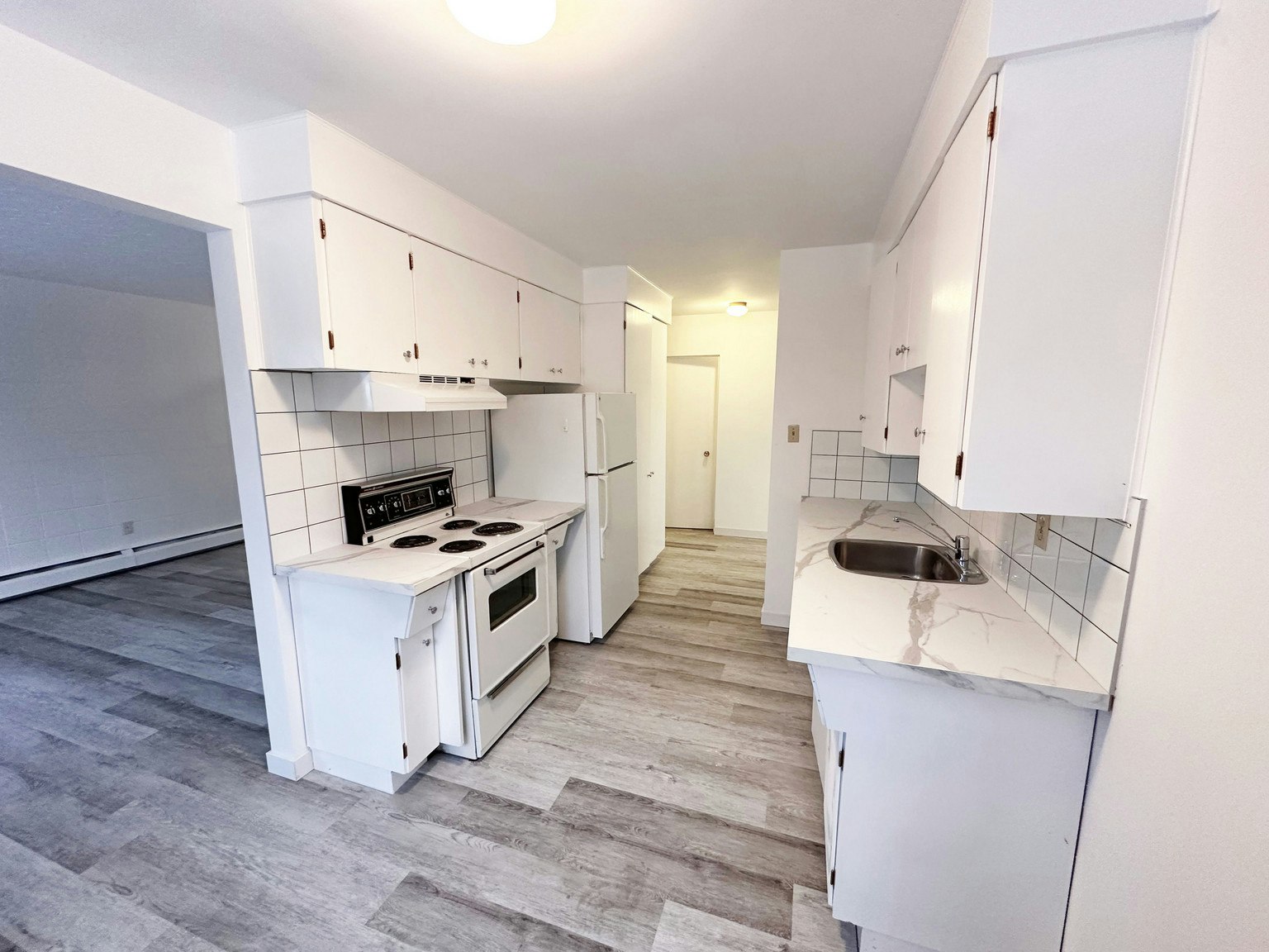 2929 Unwin Road NW, Calgary, AB, T2N 4C8 - 5