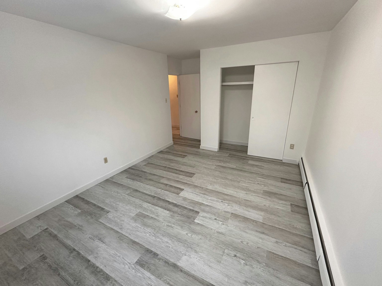2929 Unwin Road NW, Calgary, AB, T2N 4C8 - 11