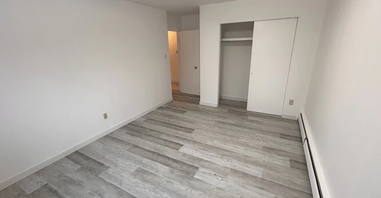 2929 Unwin Road NW, Calgary, AB, T2N 4C8 - 11