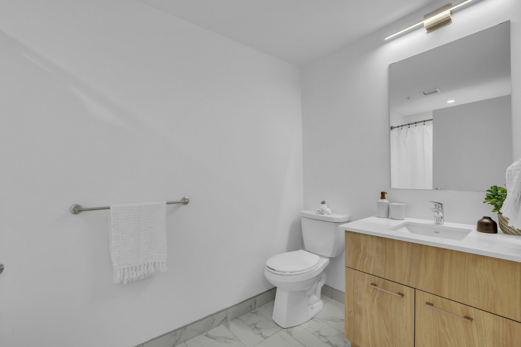 36 Robinson Avenue, Ottawa, ON, K1N 0G4 - 18