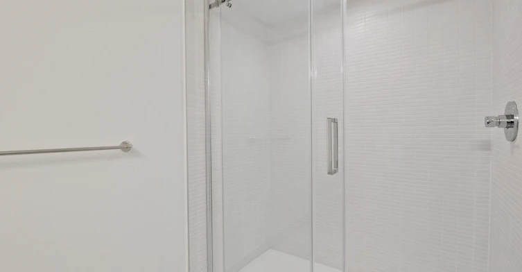 36 Robinson Avenue, Ottawa, ON, K1N 0G4 - 2