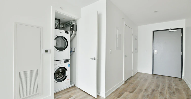 36 Robinson Avenue, Ottawa, ON, K1N 0G4 - 5