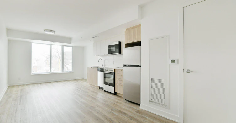 36 Robinson Avenue, Ottawa, ON, K1N 0G4 - 2