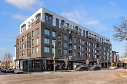 218-695 East 19th Avenue, Vancouver, BC, V5V 0J1