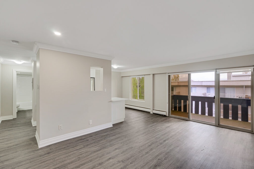 306-1555 Jubilee Avenue, Victoria, BC, V8R 4N4 - 5