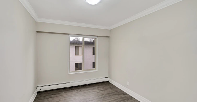 306-1555 Jubilee Avenue, Victoria, BC, V8R 4N4 - 8