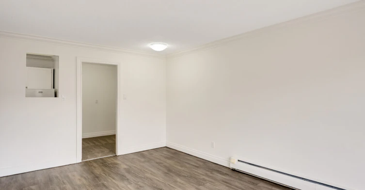 202-1555 Jubilee Avenue, Victoria, BC, V8R 4N4 - 7