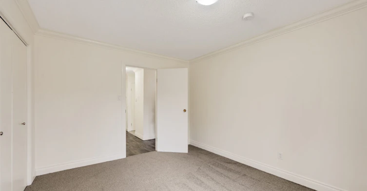 202-1555 Jubilee Avenue, Victoria, BC, V8R 4N4 - 10