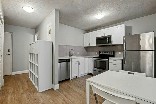 647 Victoria Street South, Kitchener, ON, N2M 3B2 - 18