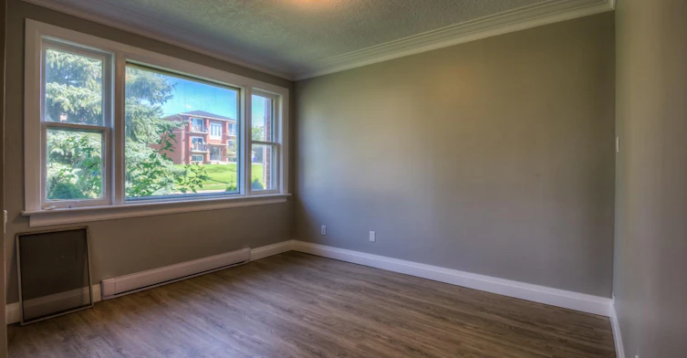 647 Victoria Street South, Kitchener, ON, N2M 3B2 - 4