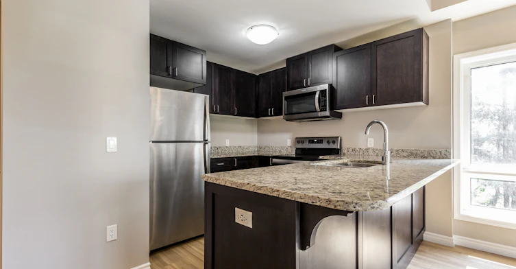 456 Lorne Avenue West, Stratford, ON, N5A 6S4 - 3