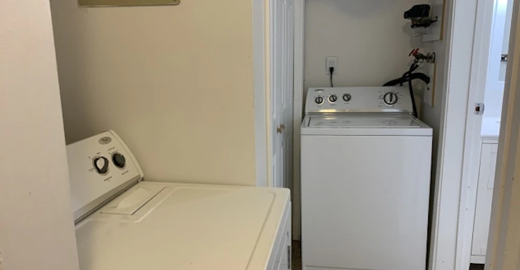 5719 54 Street, Rocky Mountain House, AB, T4T 1H8 - 9