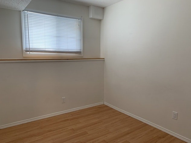 5719 54 Street, Rocky Mountain House, AB, T4T 1H8 - 6