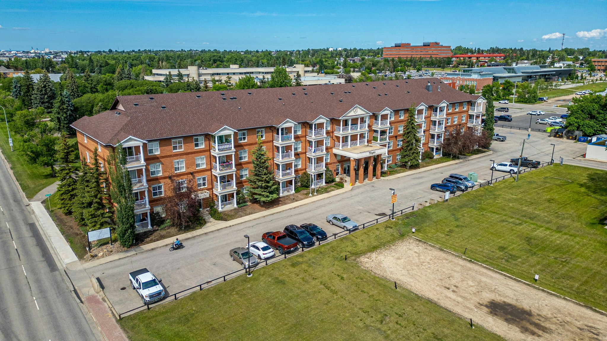 311-9914 101 Avenue, Grande Prairie, AB, T8V 0X8