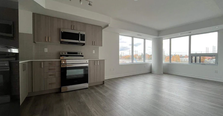 11-1435 Celebration Drive, Pickering, ON, L1W 1L8