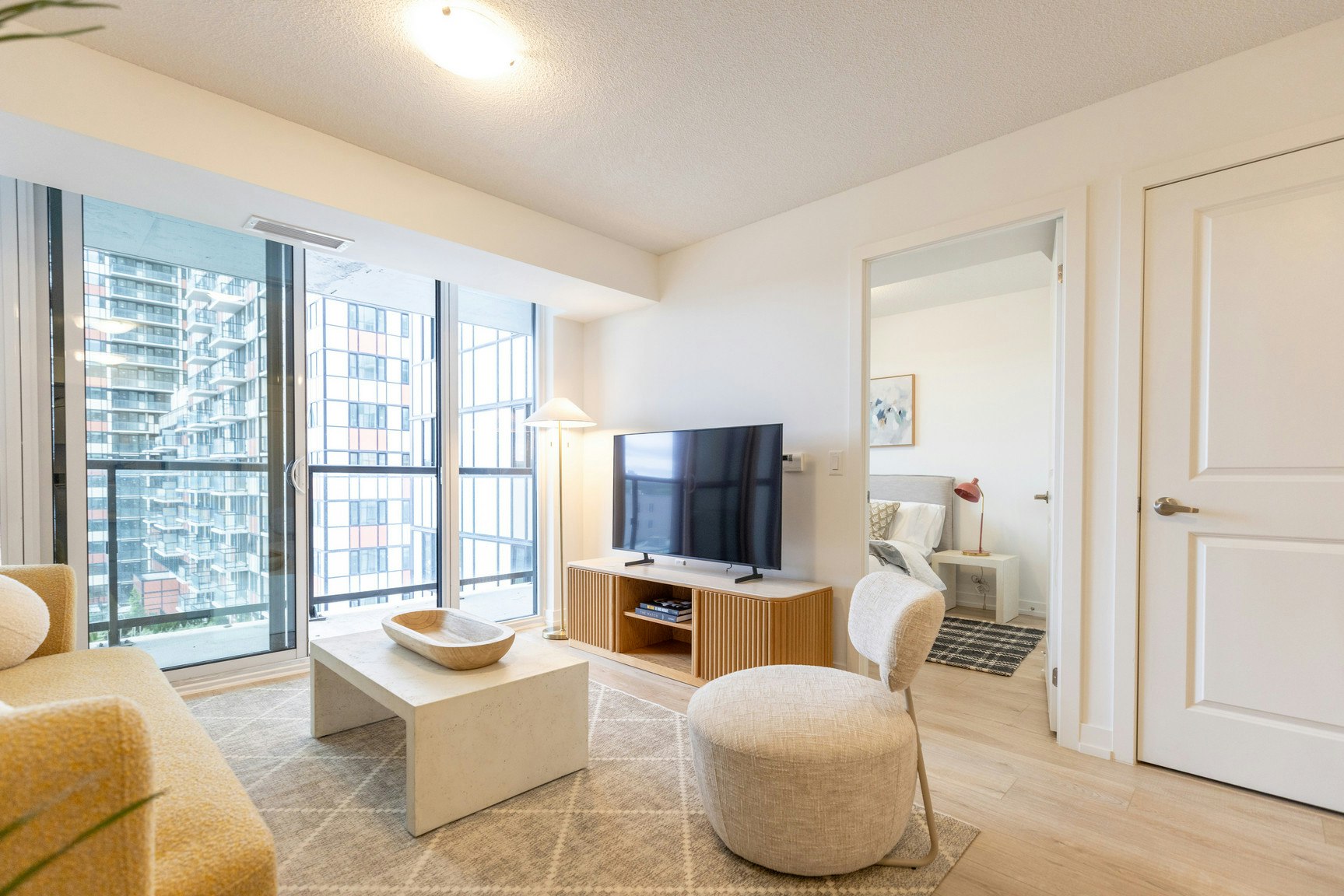 950 Lansdowne Avenue, Toronto, ON, M6H 4K4 - 3