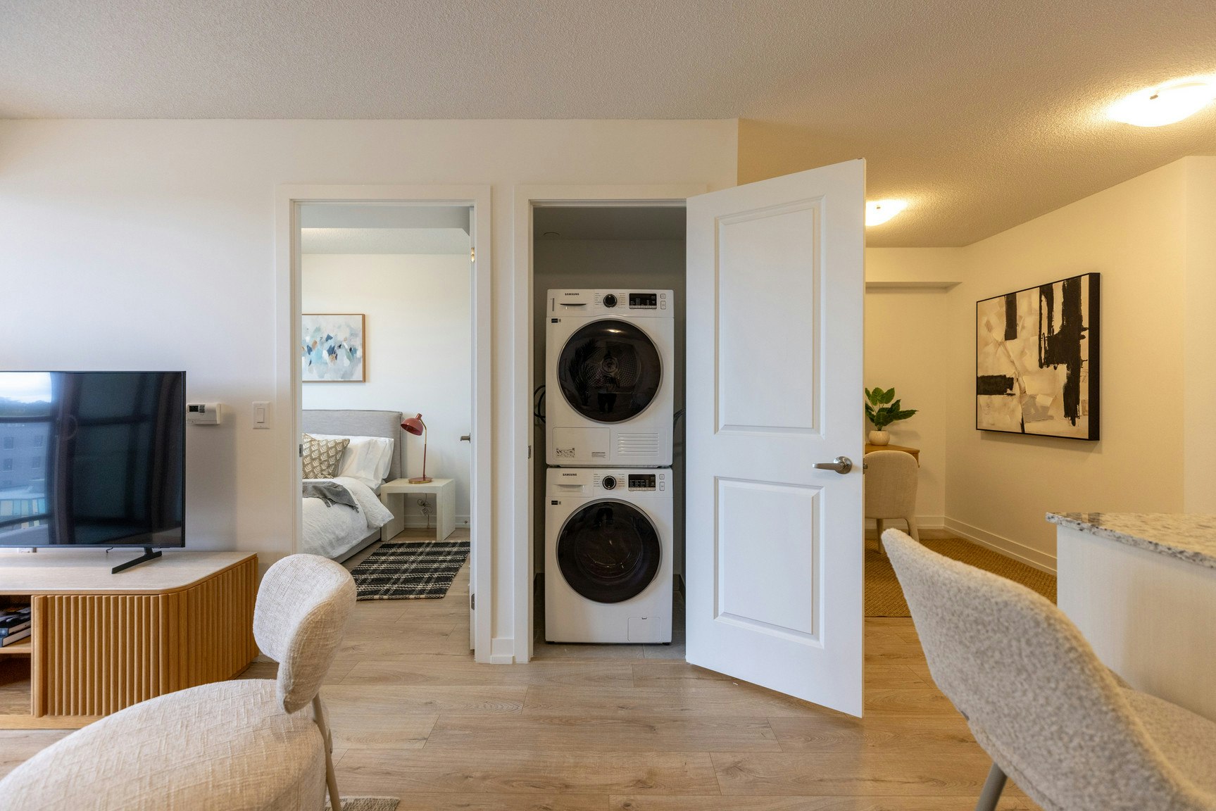 950 Lansdowne Avenue, Toronto, ON, M6H 4K4 - 8