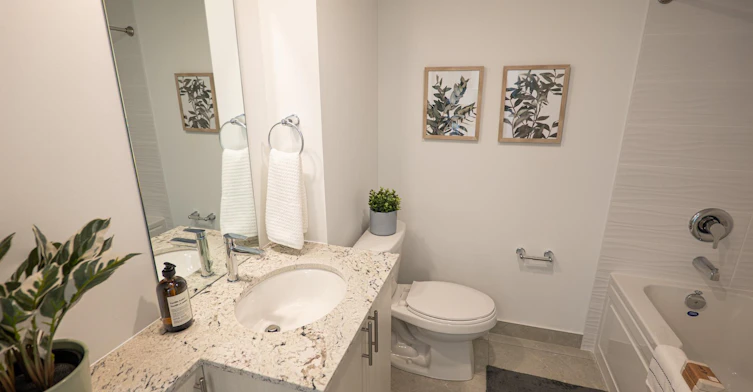 950 Lansdowne Avenue, Toronto, ON, M6H 4K4 - 12