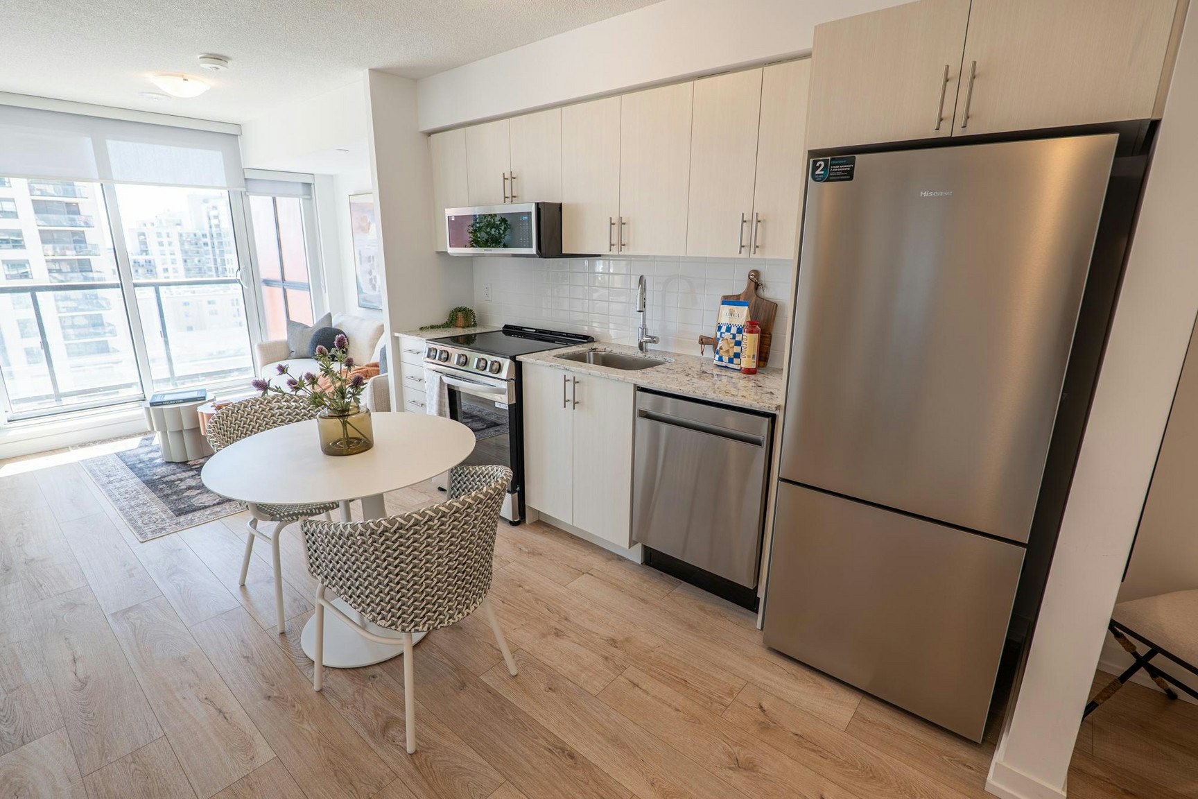 950 Lansdowne Avenue, Toronto, ON, M6H 4K4 - 5