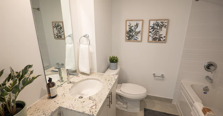 950 Lansdowne Avenue, Toronto, ON, M6H 4K4 - 12